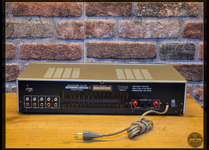 Akai AM-U210