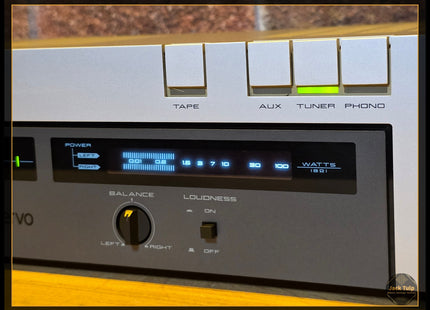 Akai AM-U210