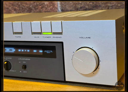 Akai AM-U210