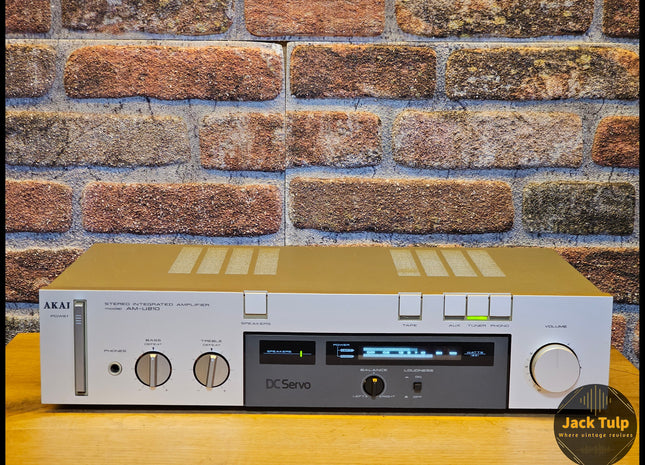 Akai AM-U210