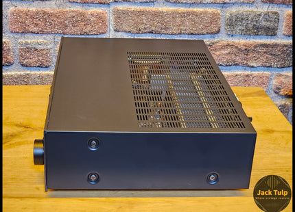 Akai AM-U33