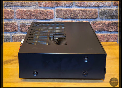 Akai AM-U33