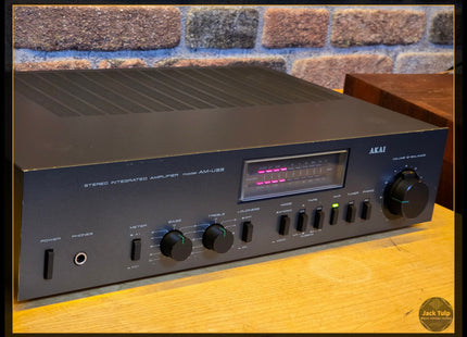 Akai AM-U33
