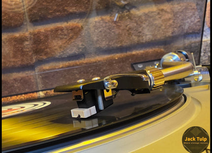 Akai AP-001