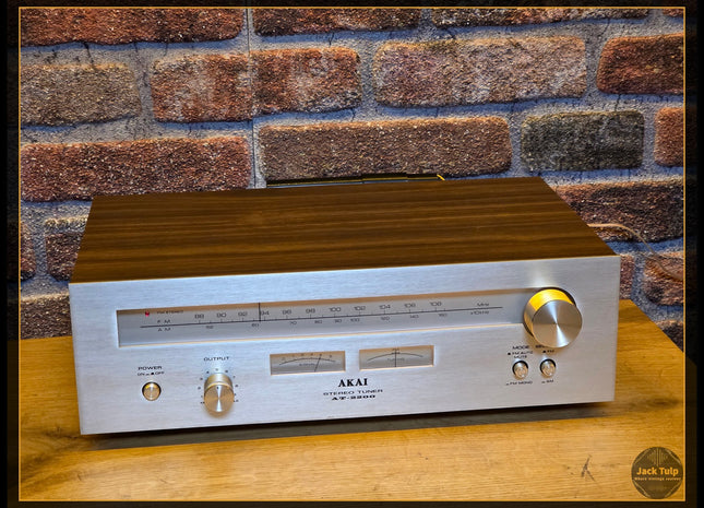 Akai AT-2200