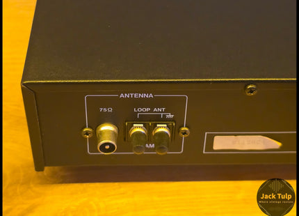 Akai AT-37L