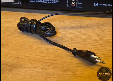 Akai AT-37L