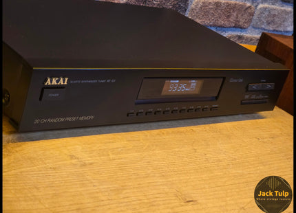 Akai AT-37L