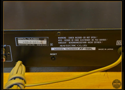 Akai AT-52L