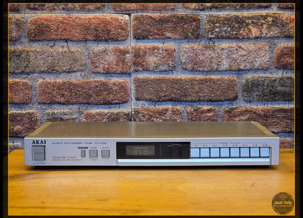 Akai AT-A102