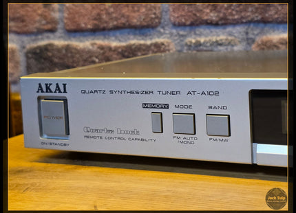 Akai AT-A102