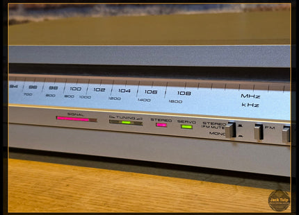 Akai AT-K01