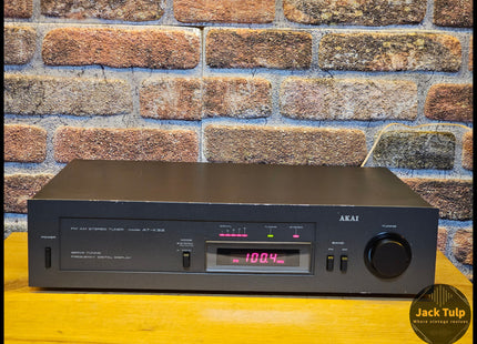 Akai AT-K33