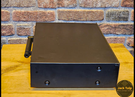 Akai AT-K33