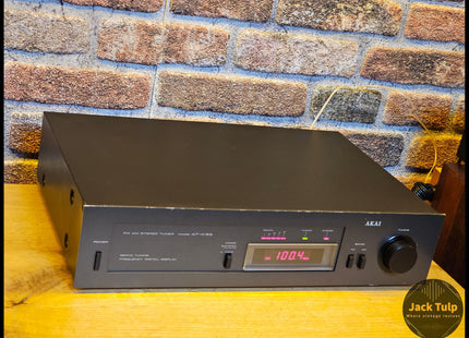 Akai AT-K33