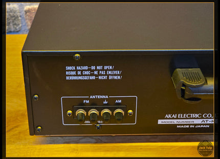 Akai AT-K33