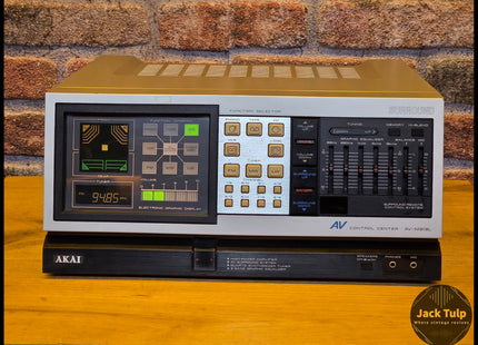 Akai AV-M303