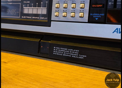 Akai AV-M303