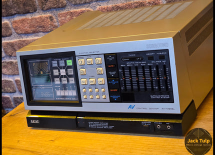 Akai AV-M303