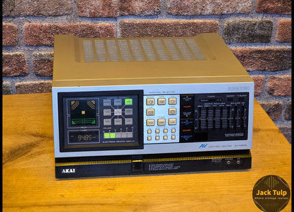 Akai AV-M303