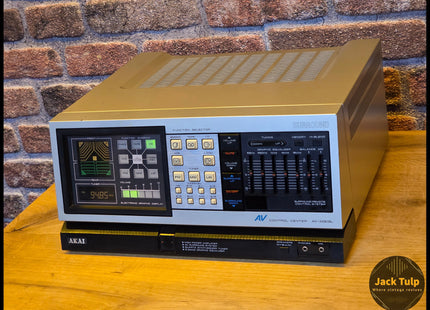 Akai AV-M303