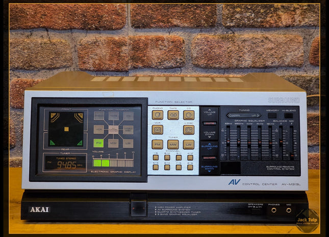 Akai AV-M313L