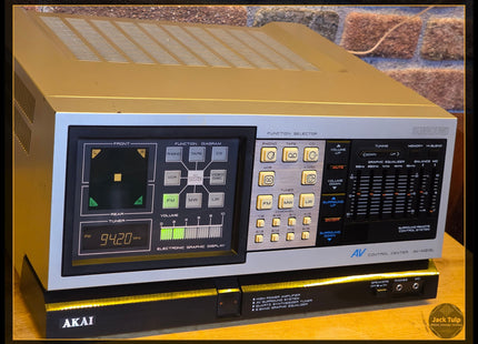 Akai AV-M313L