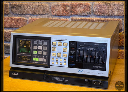Akai AV-M313L