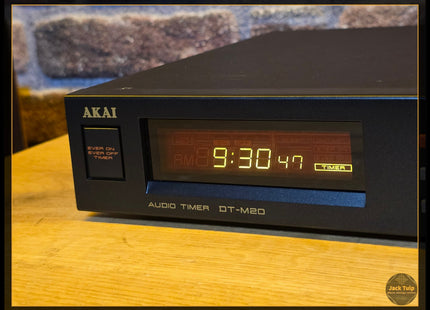 Akai DT-M20