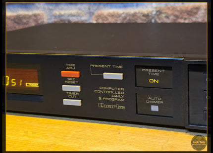Akai DT-M20