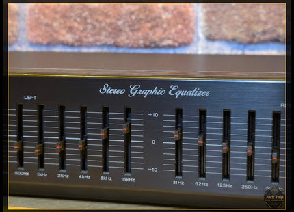 Akai EA-27