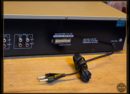 Akai EA-G90