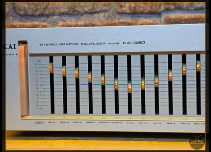 Akai EA-G90