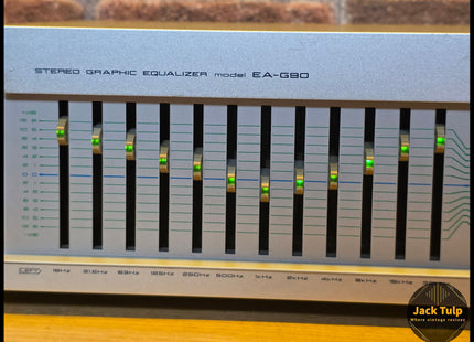 Akai EA-G90