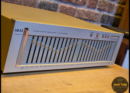 Akai EA-G90
