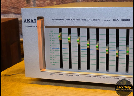 Akai EA-G90