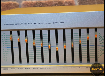 Akai EA-G90