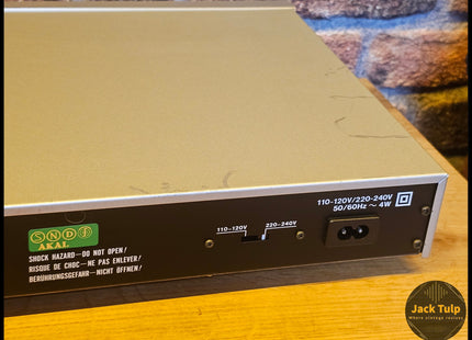 Akai MM-77