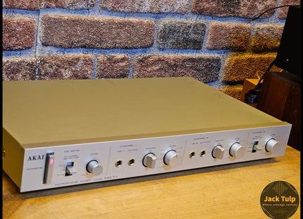 Akai MM-77