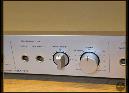 Akai MM-77