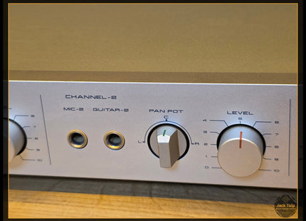 Akai MM-77