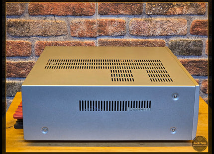 Arcam AVR250