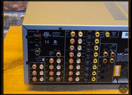 Arcam AVR250