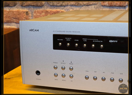 Arcam AVR250