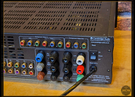 Cambridge Azur-540R
