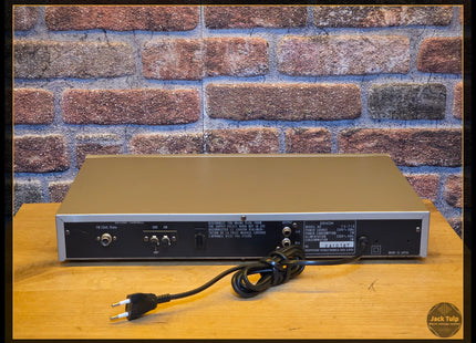 Denon TU-710