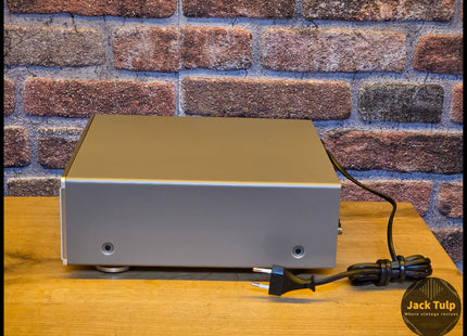 Denon UTU-F88