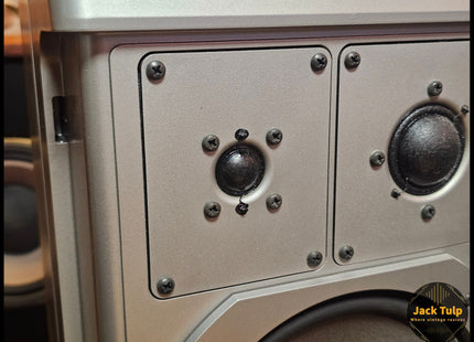 Grundig M800
