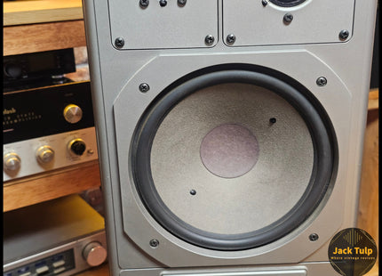 Grundig M800