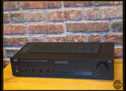 JVC AX-211
